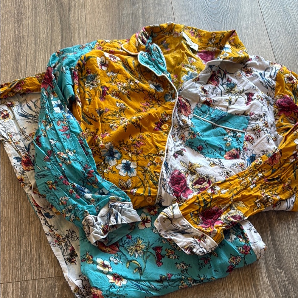 Signals Color Block Pajama Set